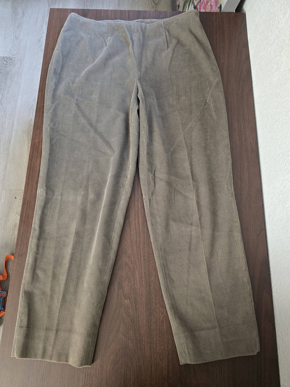 Piazza Sempione Olive-Grey Corduroy Cropped Pants